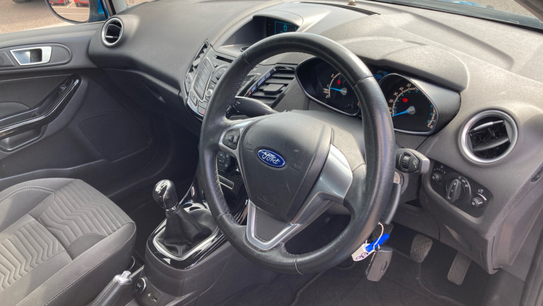 Ford Fiesta 1.0 EcoBoost Zetec 5dr Petrol Hatchback